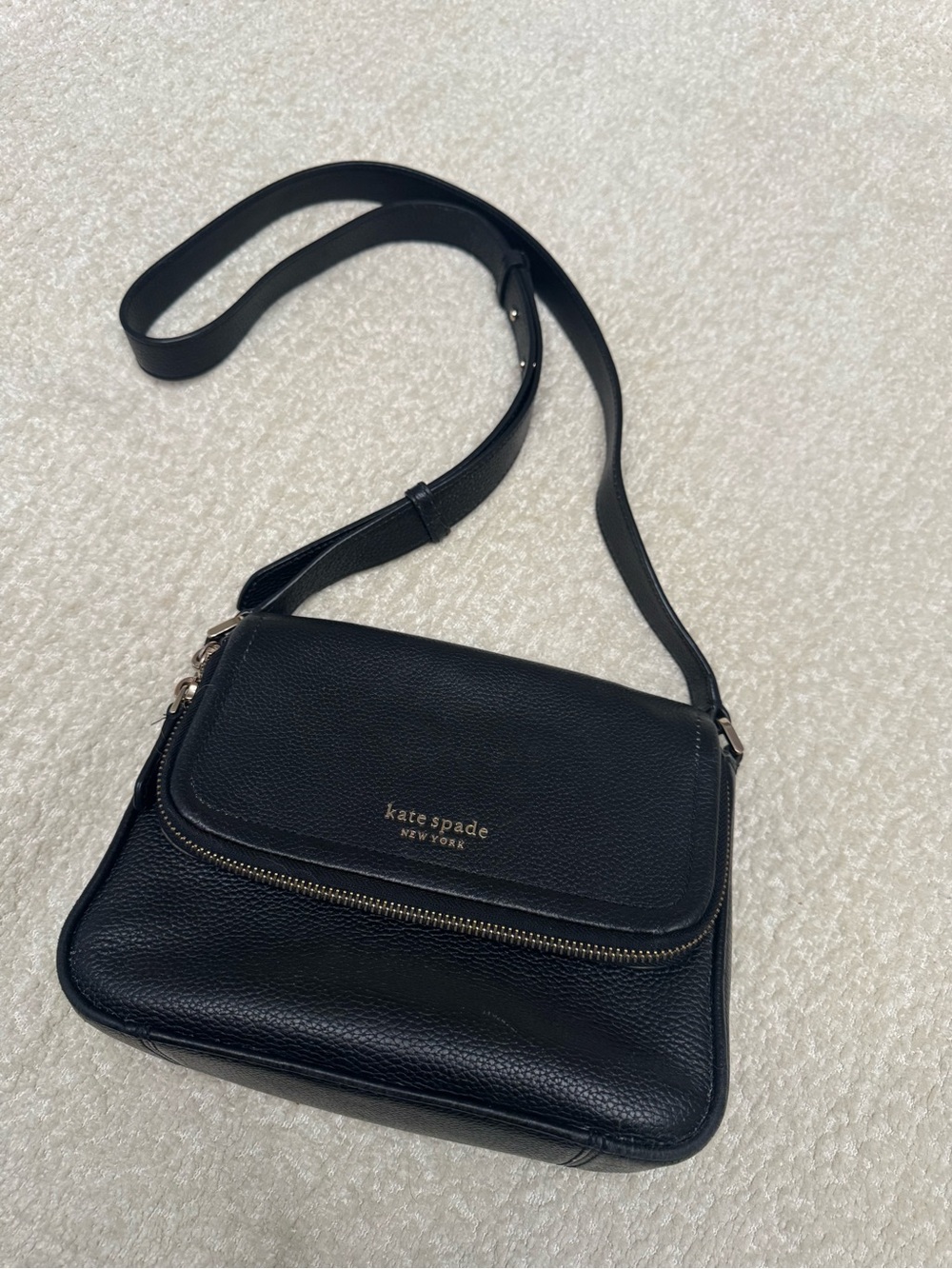 Kate Spade Run Around Large Flap Crossbody - Picture 1 of 5